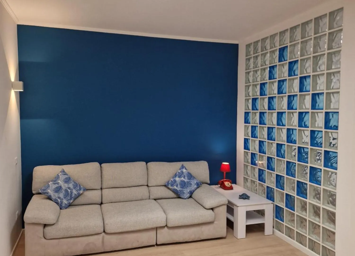 Naples Stay Inn - Close To Metro & All Connections Apartment
