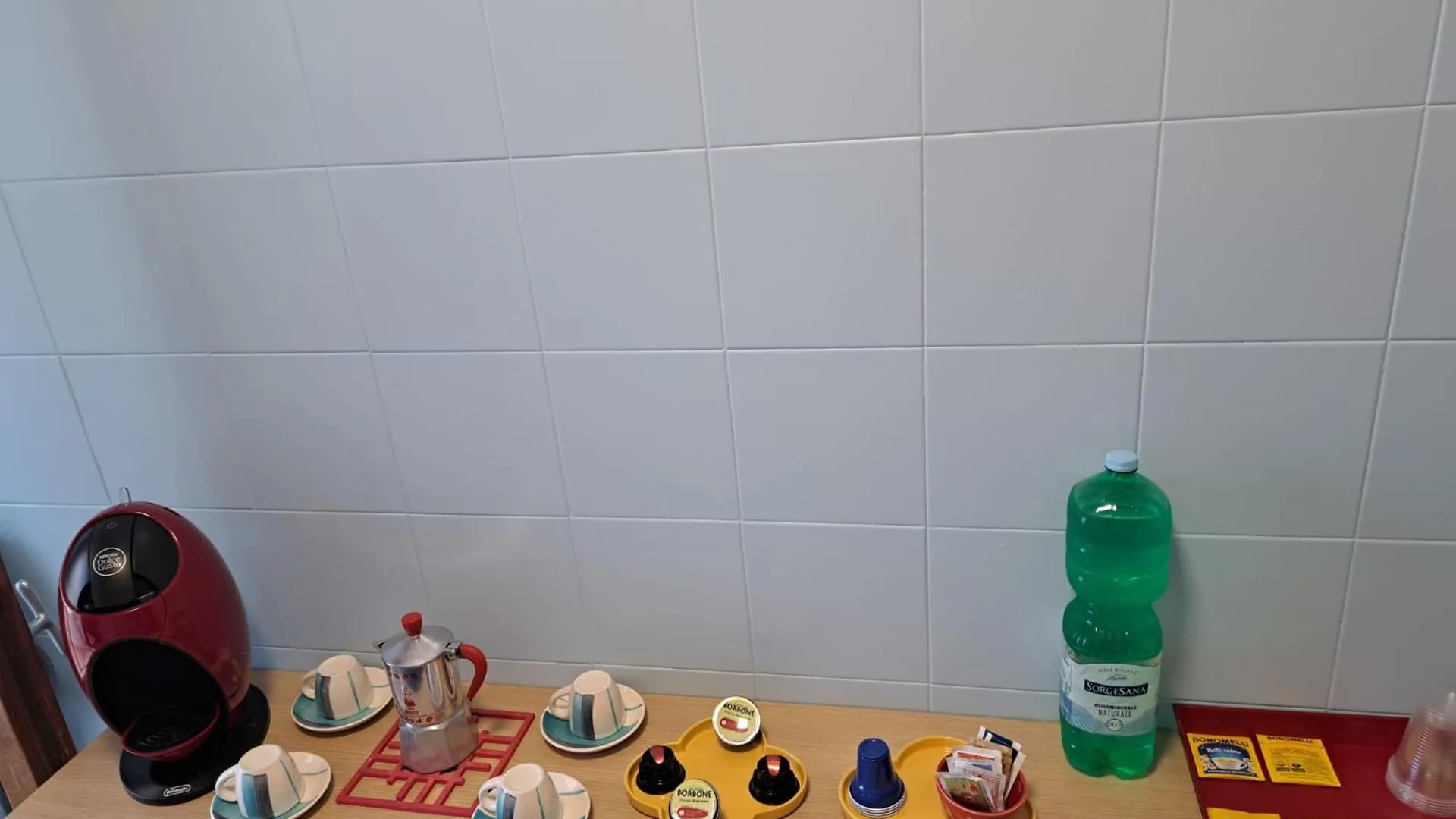 Naples Stay Inn - Close To Metro & All Connections 0*,  Italy