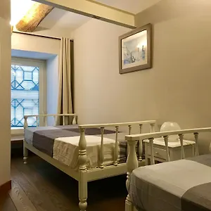 Palazzo Solimena בית הארחה